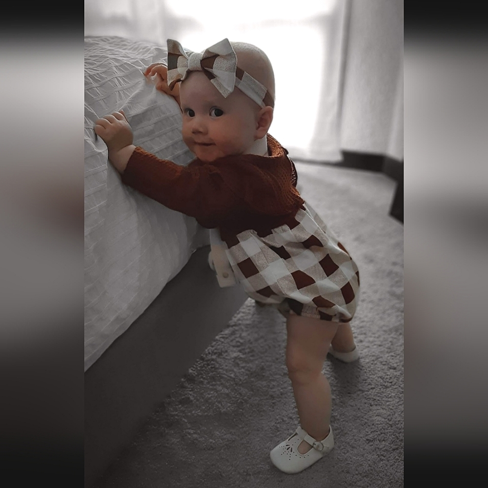 Gingham Baby Girl Romper Size 6-9 Months - Picture 2 of 8